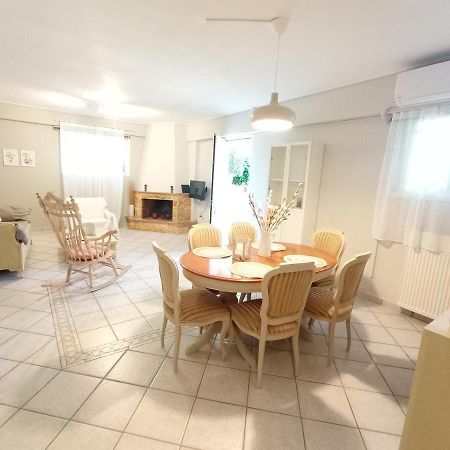 Galini Apartment Near Sea, Port And Airport أرتيميدا المظهر الخارجي الصورة